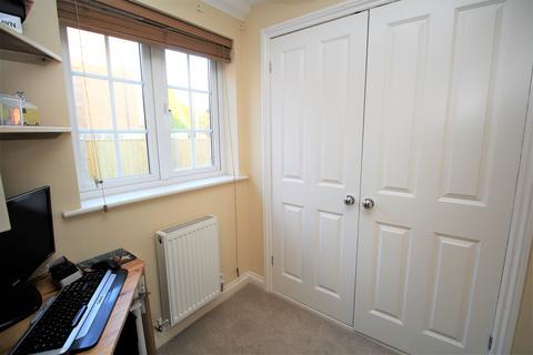 1 bedroom maisonette to rent, Orchard Lane, Alton, Hampshire, GU34