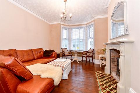41 Barton Road, Dover, CT16 2NF