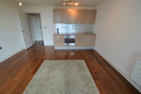 1 bedroom apartment to rent, Masons Avenue, Croydon, CR0