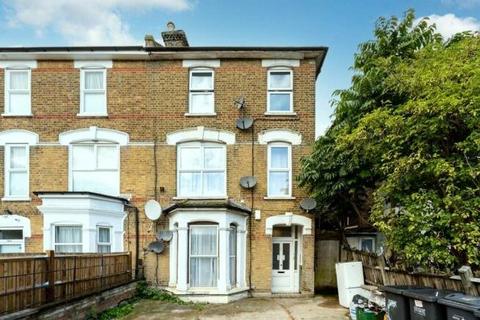 2 bedroom apartment for sale, Selhurst Road, London, SE25