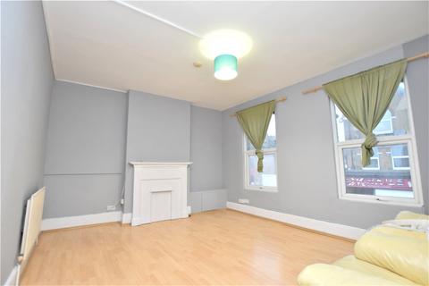 3 bedroom apartment for sale, High Street, London, SE25