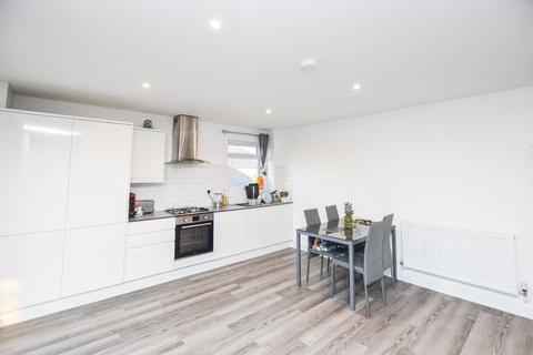 2 bedroom apartment for sale, Enmore Road, London, SE25