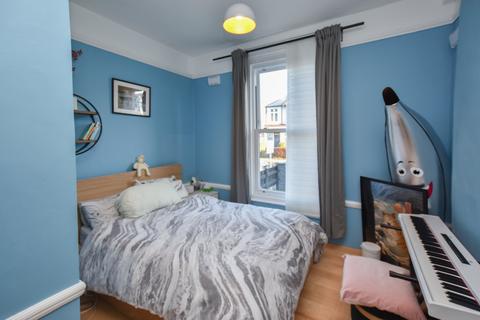 1 bedroom apartment for sale, Selby Road, London, SE20