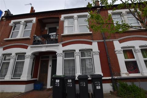 2 bedroom apartment to rent, Ingatestone Road, London, SE25