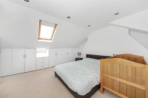 Flat 2, 30 Richmond Road, Thornton Heath, CR7 7QB