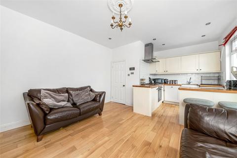 Flat 2, 30 Richmond Road, Thornton Heath, CR7 7QB