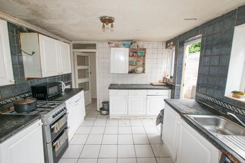 3 Lancing Road, Croydon, CR0 3EN