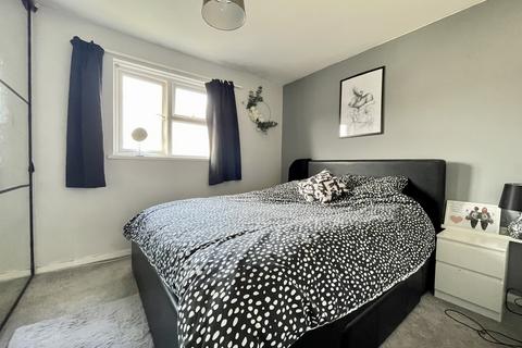 37 Ashleigh, Alphington, Exeter, EX2 8YU