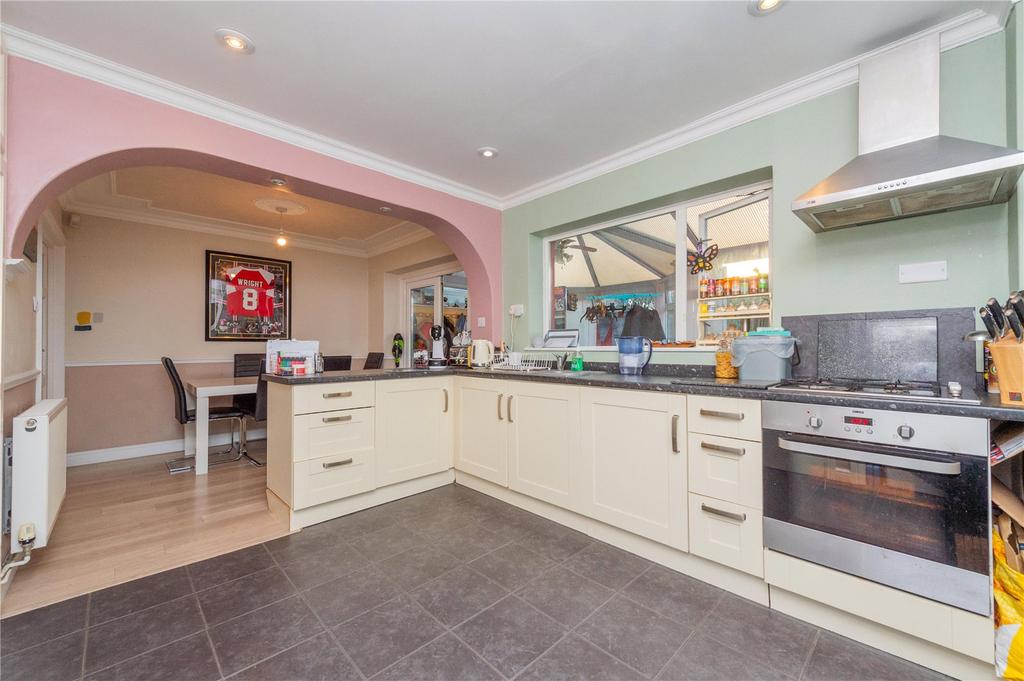 Buildwas Road, Wellington, Telford, Shropshire, TF1 3 bed semidetached