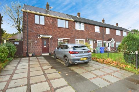 3 bedroom semi-detached house for sale, Ripon Avenue, Whitefield, M45