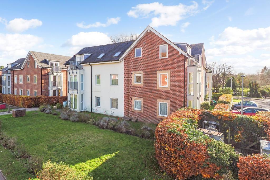 Borough Road, Petersfield, Hampshire 2 bed retirement property for sale