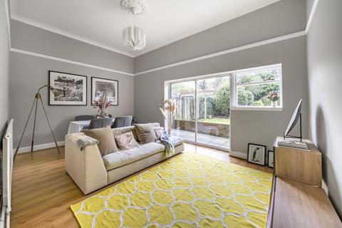 Flat 3, 1 Park Hill Road, Bromley, BR2 0JX