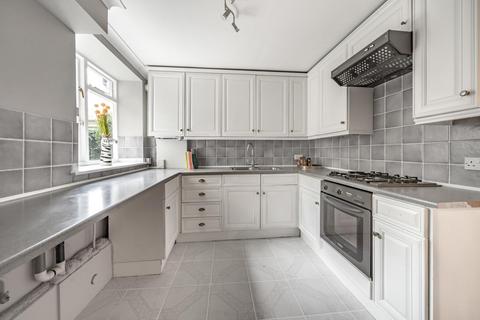 Flat 3, 1 Park Hill Road, Bromley, BR2 0JX