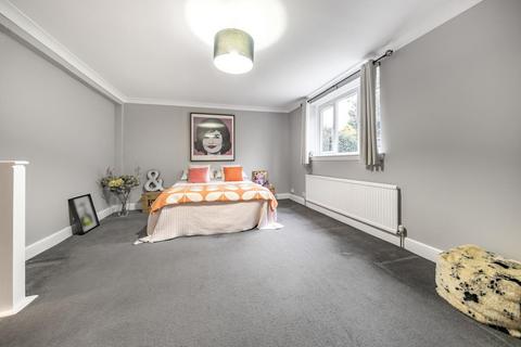 Flat 3, 1 Park Hill Road, Bromley, BR2 0JX