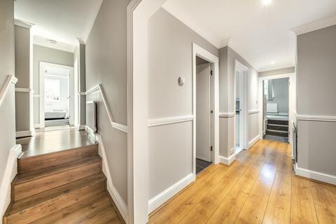 Flat 3, 1 Park Hill Road, Bromley, BR2 0JX