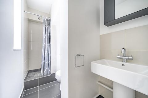 Flat 3, 1 Park Hill Road, Bromley, BR2 0JX