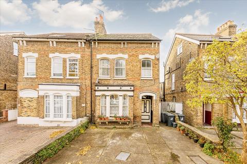 16 Eccleston Road, London, W13 0RL
