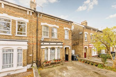 16 Eccleston Road, London, W13 0RL