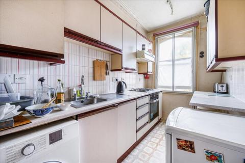16 Eccleston Road, London, W13 0RL