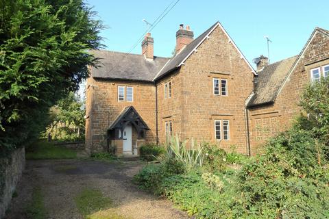 3 bedroom cottage to rent, School House, Wardington