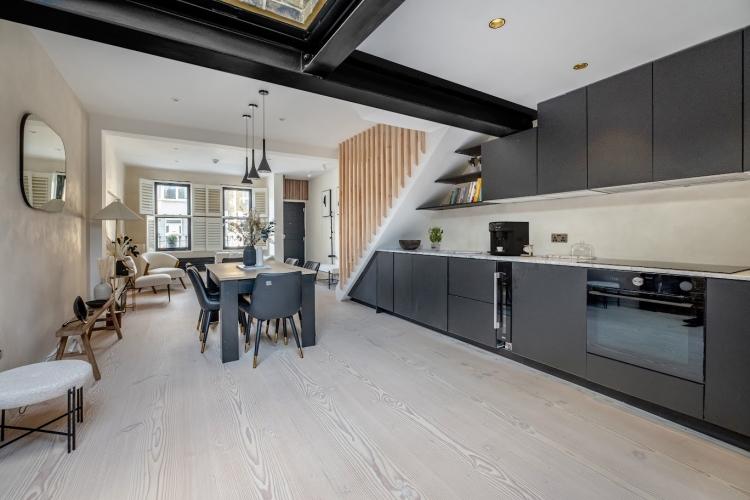 67 bellenden road 17