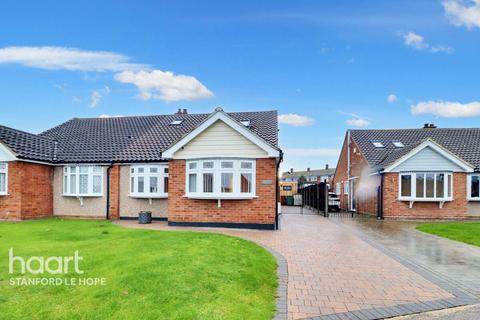 3 bedroom semi-detached bungalow for sale, Pearsons, Stanford-Le-Hope