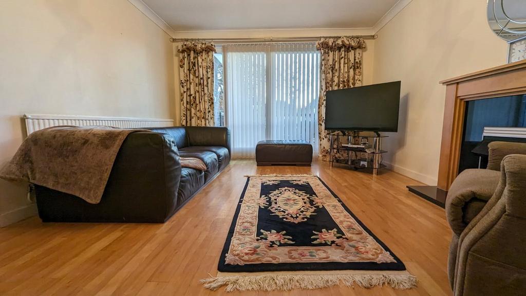 Shore Road, Ainsdale, Southport... 2 bed apartment £119,000