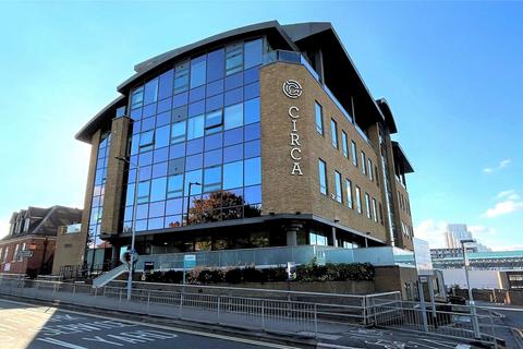 undefined, The Ring, Bracknell, Berkshire, RG12