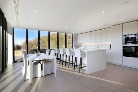 undefined, Glen Island, Taplow, Buckinghamshire, SL6