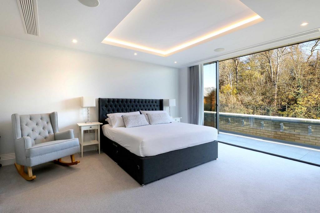 Principal Bedroom
