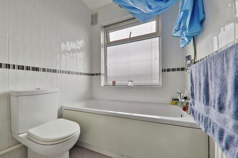 26 Brooklands Road, Hull, HU5 5AD