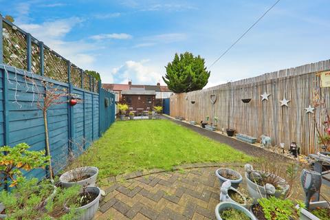 26 Brooklands Road, Hull, HU5 5AD