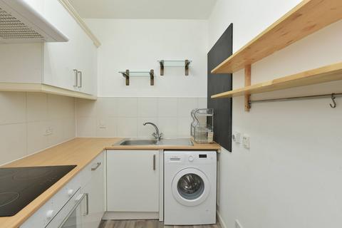 2 bedroom flat for sale - 16/8 Chapel Lane, The Shore, Edinburgh, EH6 6SG