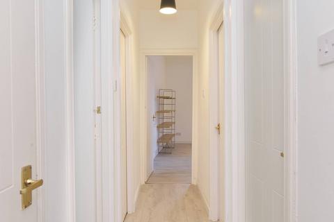 16/8 Chapel Lane, Edinburgh, EH6 6SG