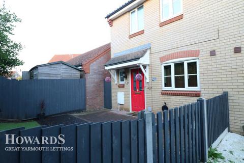 3 bedroom end of terrace house to rent, Horsley Drive, Great yarmouth