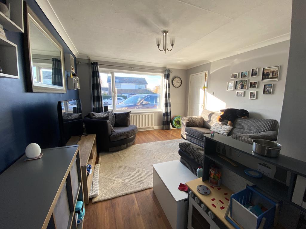 Harrowby Lane, Grantham, NG31 3 bed semidetached house for sale £175,000