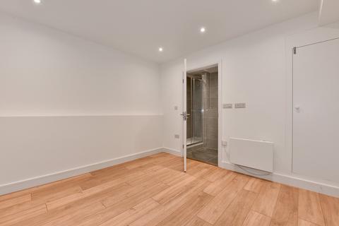 1 bedroom apartment to rent, Desborough Street, High Wycombe, Buckinghamshire, HP11