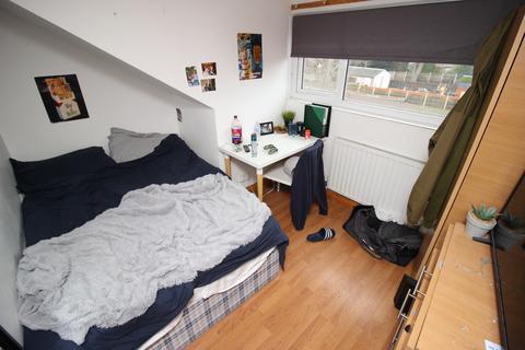 undefined, 39 Walmsley Road, Hyde Park, Leeds LS6