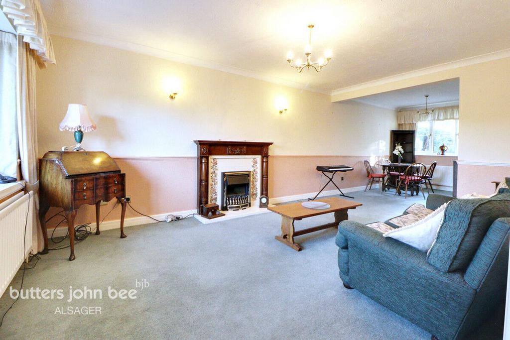 Harpur Crescent, Alsager 4 bed detached house for sale £325,000