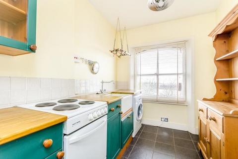 1 bedroom flat for sale - Flat 6, 16 Charlton Road, London, SE3 7HG