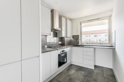 2 bedroom apartment for sale - 43 Swanscombe House, St Anns Road, London, W11 4SS