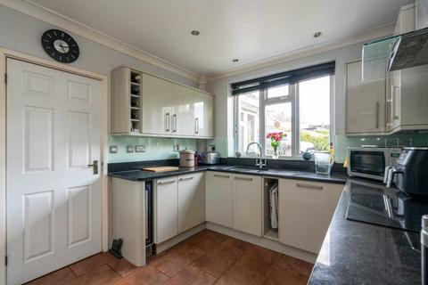 3 bedroom detached house for sale, DOUBLE BEDROOMS IN Georgewood Road, NASH MILLS