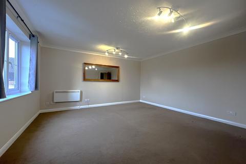 Studio to rent, Columbus Gardens, Northwood HA6