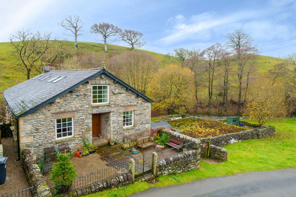Chapel Beck Mill, Howgill, LA10 5JD 5 bed detached house for sale £