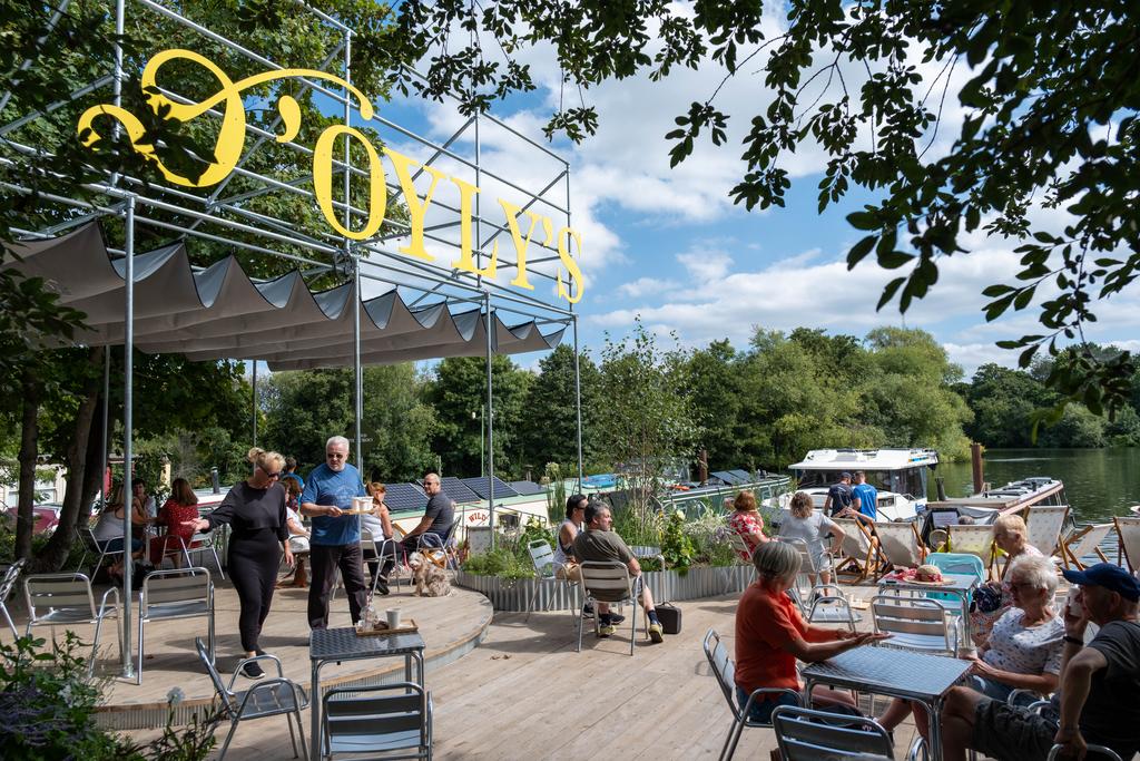 D'Oyly's - a perfect refreshment stop or...