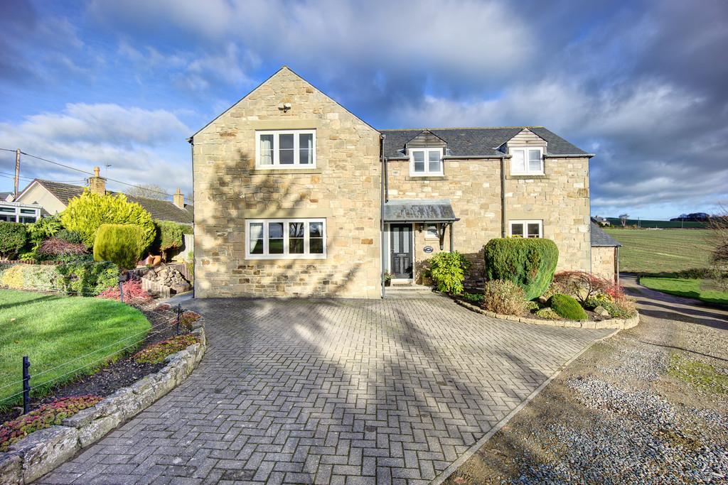Fourstones, Hexham 4 bed detached house for sale £500,000
