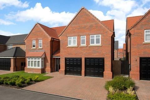 5 bedroom detached house for sale, Plot 108 - The Dunstanburgh, Plot 108 - The Dunstanburgh at Highfield Manor, Gernhill Avenue, Fixby HD2