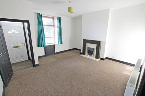 3 bedroom end of terrace house to rent, Manchester Road, Haslingden