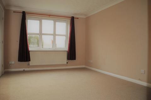 3 bedroom semi-detached house to rent, Rosewood Drive, Winsford