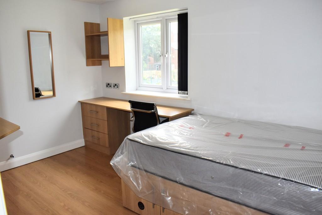 Bedroom 5.1